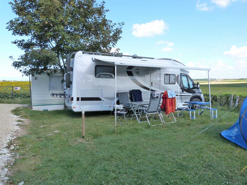 location emplacement camping-car camping vacances pour proche des plages et de Royan en Charente Maritime